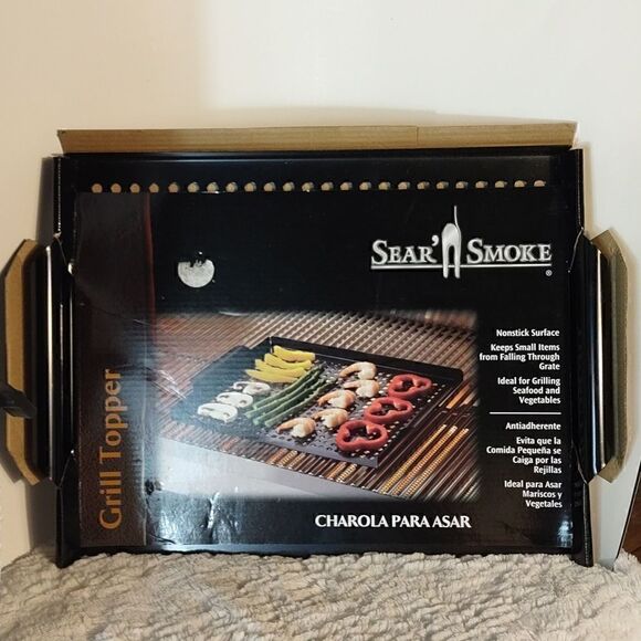 Sear' N Smoke Metal Grill Topper - Picture 1 of 5